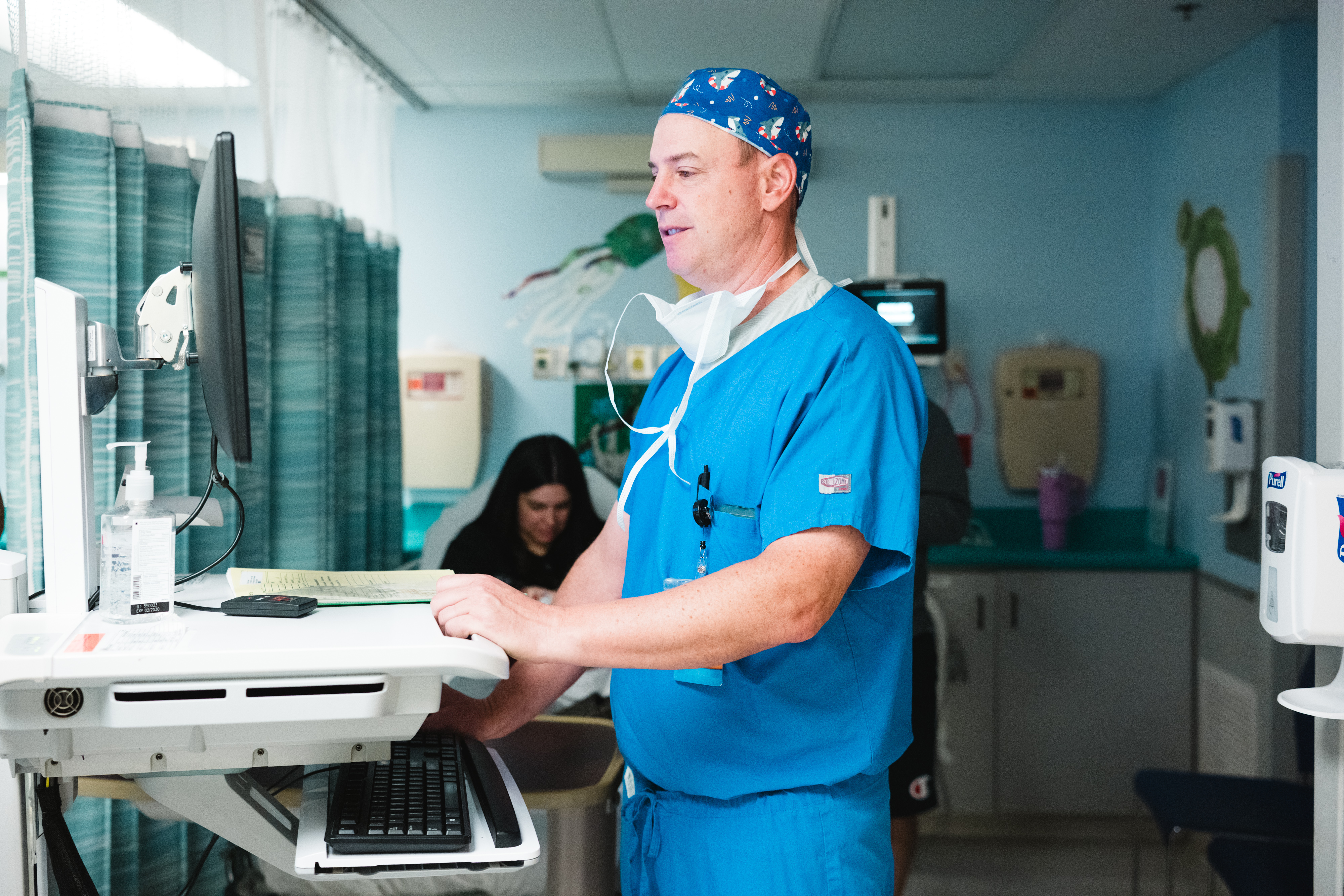 Anesthesiologist documents information