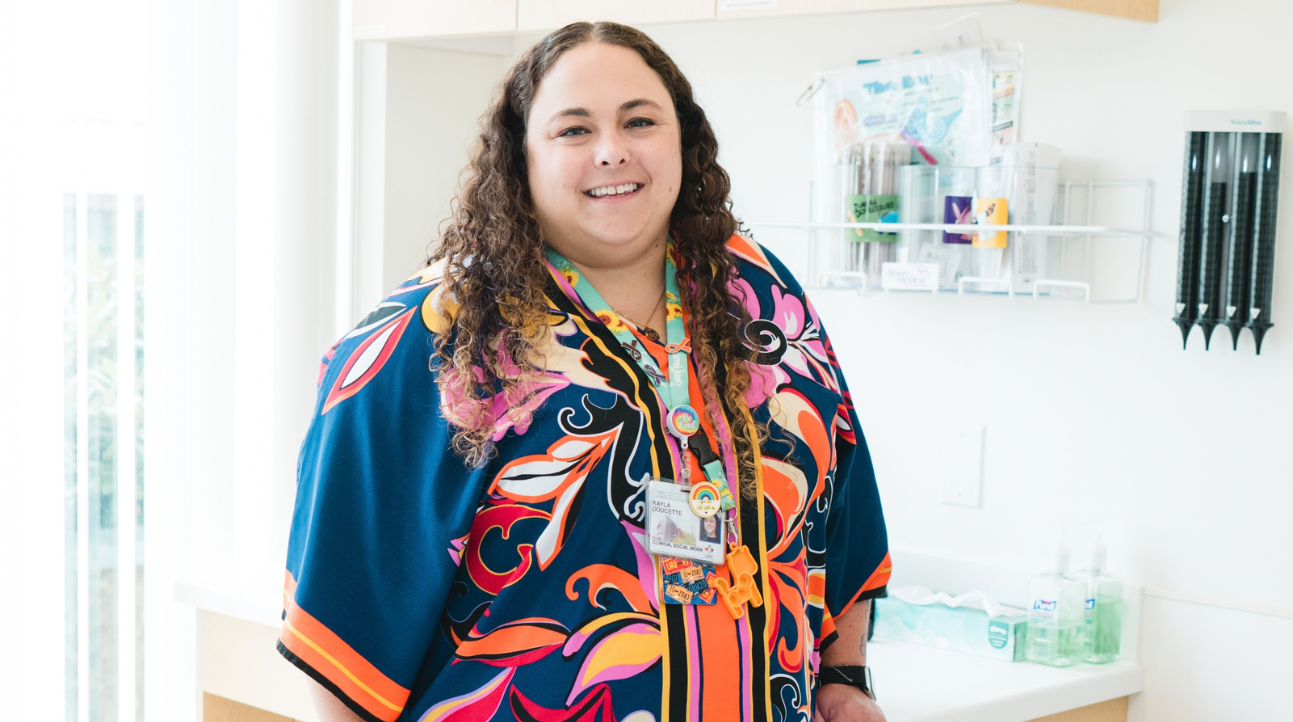 Social worker Kayla in a clinical setting