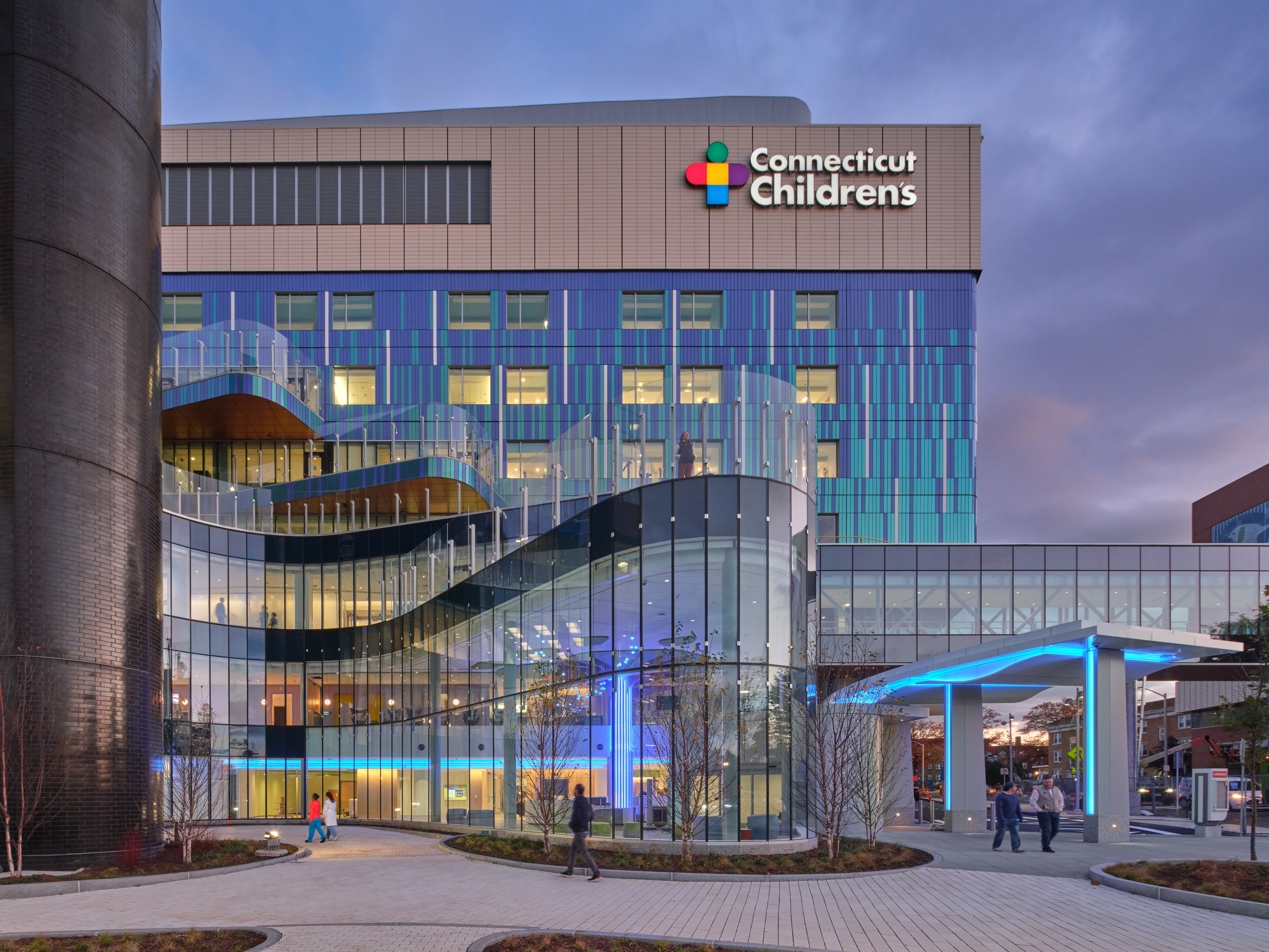 Connecticut Children's Clinical Tower Exterior