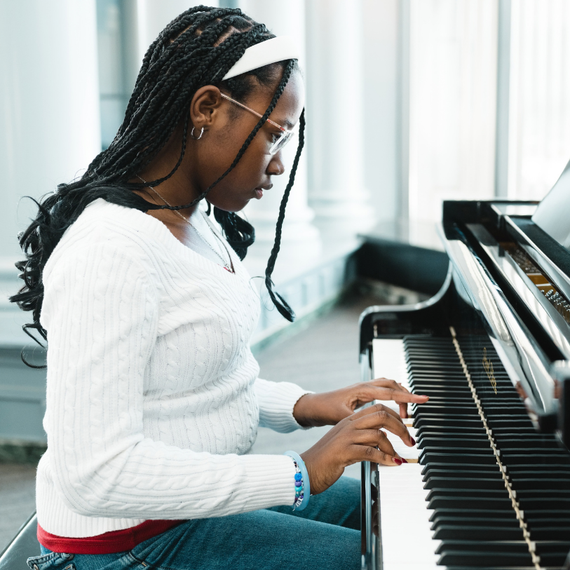 Zendaya playing the piano